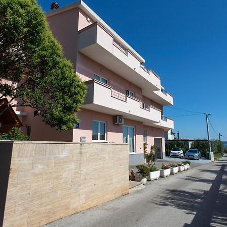 Villa Apartments Brecic 1 Kaštela Εξωτερικό φωτογραφία
