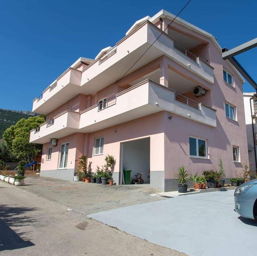 Villa Apartments Brecic 1 Kaštela Εξωτερικό φωτογραφία
