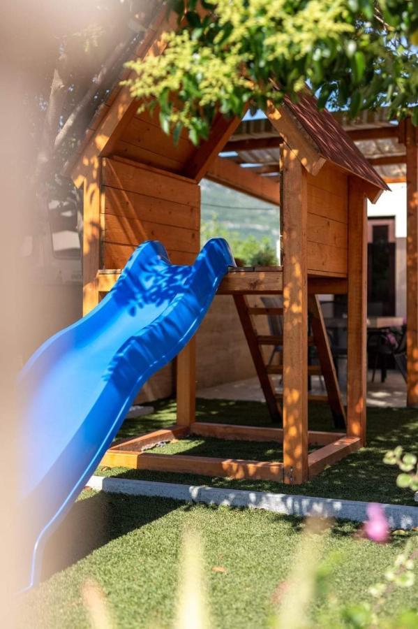 Villa Apartments Brecic 1 Kaštela Εξωτερικό φωτογραφία