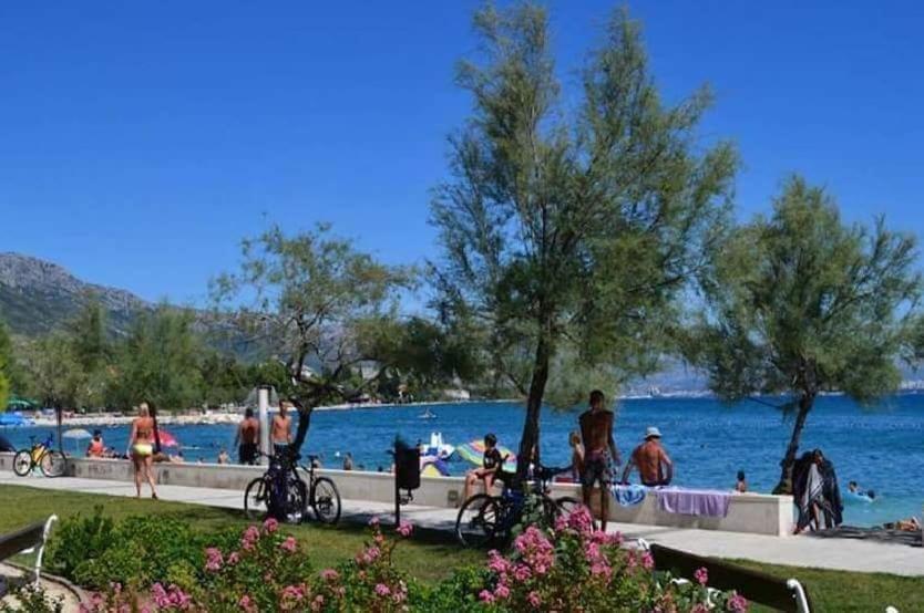 Villa Apartments Brecic 1 Kaštela Εξωτερικό φωτογραφία