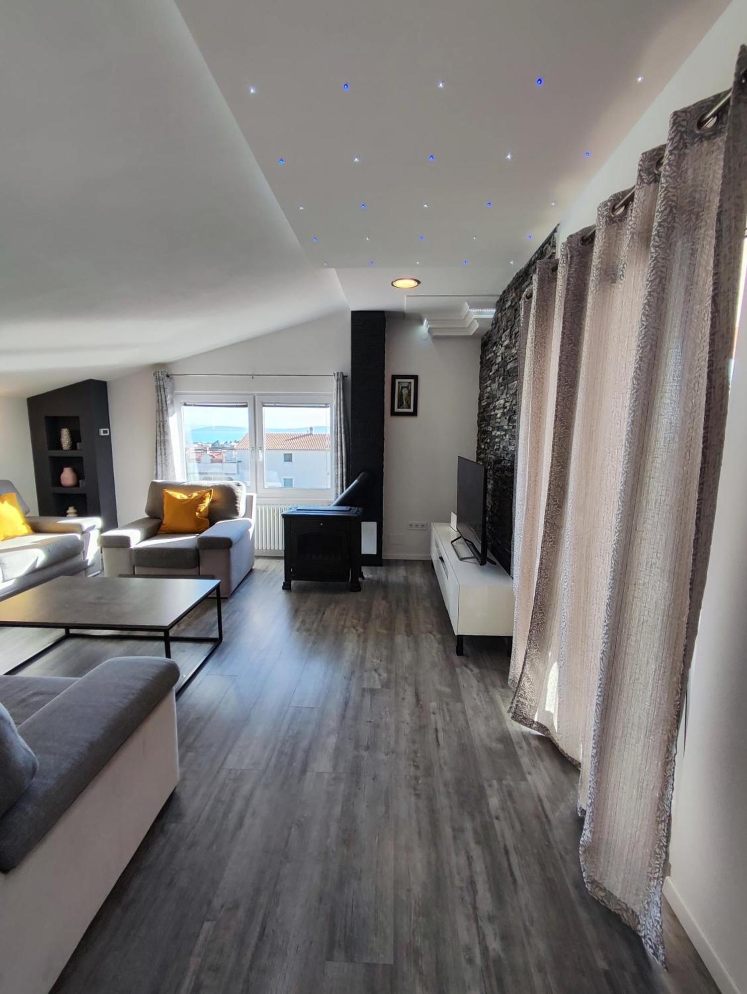 Villa Apartments Brecic 1 Kaštela Εξωτερικό φωτογραφία