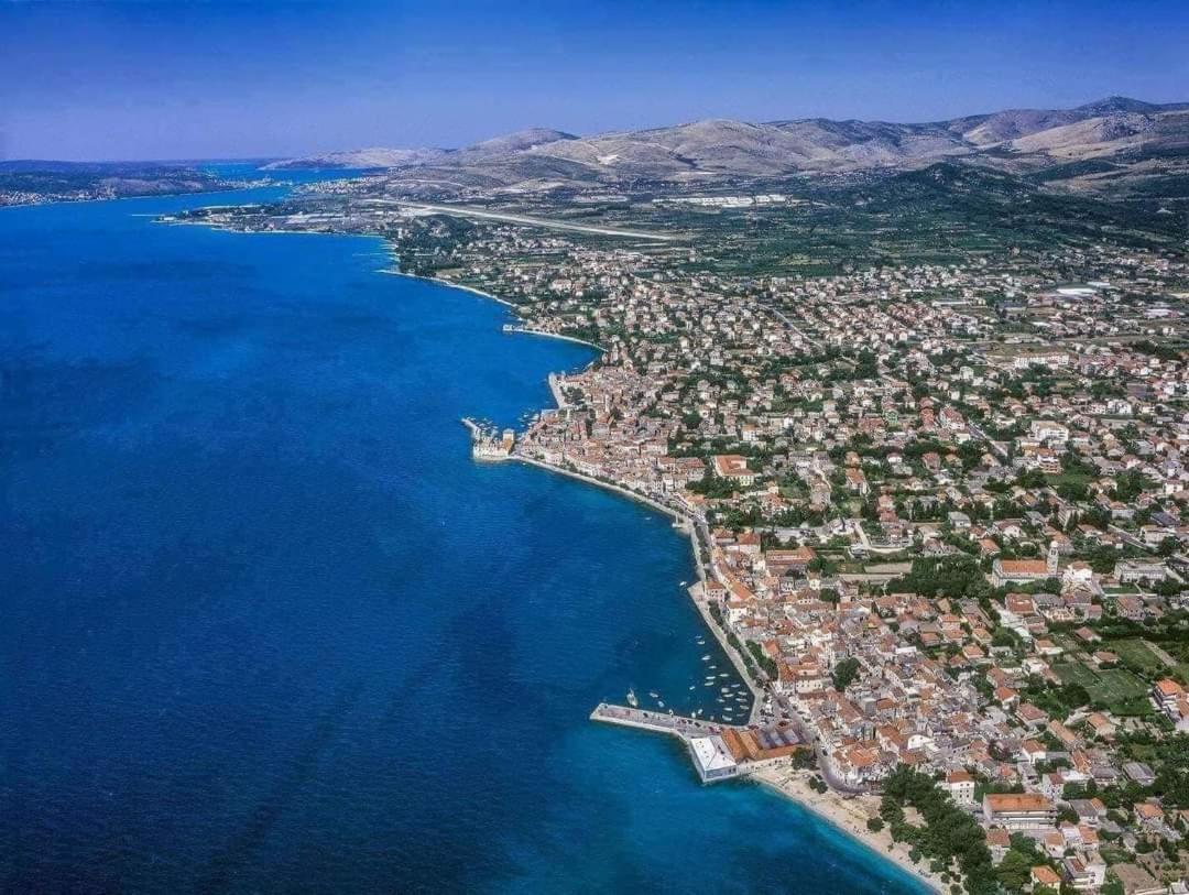 Villa Apartments Brecic 1 Kaštela Εξωτερικό φωτογραφία
