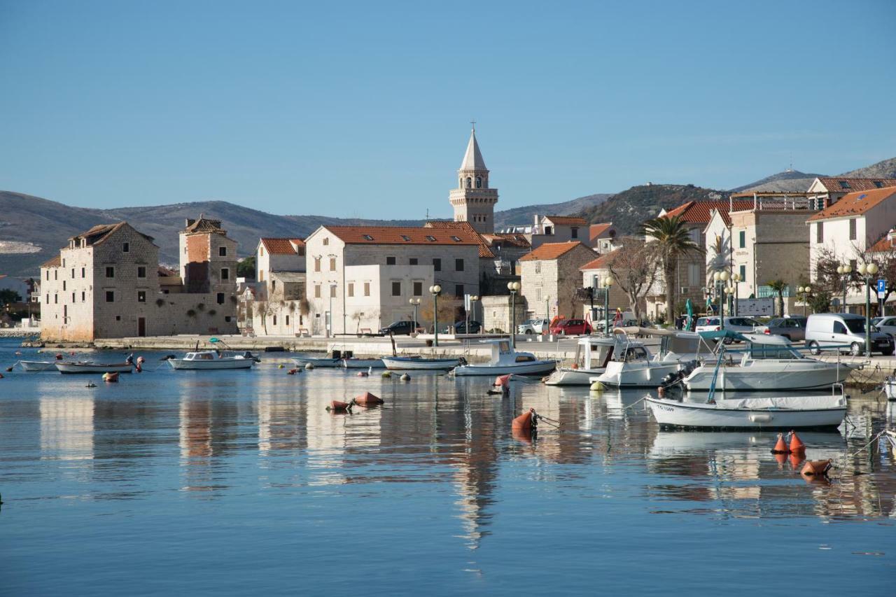 Villa Apartments Brecic 1 Kaštela Εξωτερικό φωτογραφία